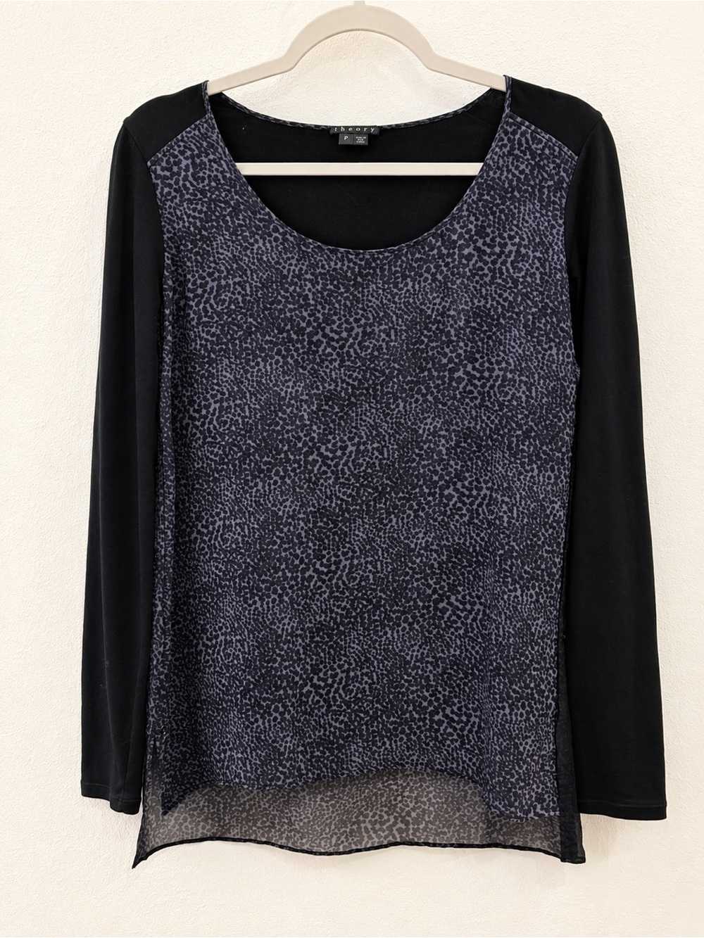 Theory Silk Animal Print High Low Snap Side Top Petite